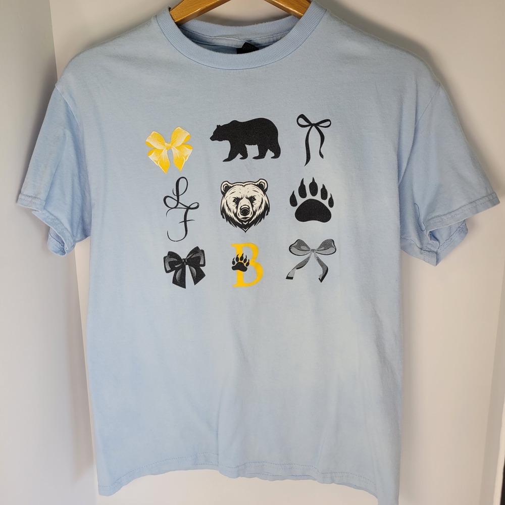 Gildan Heavy Cotton T-Shirt Light Blue Coquette Bear Bows Graphic Size M